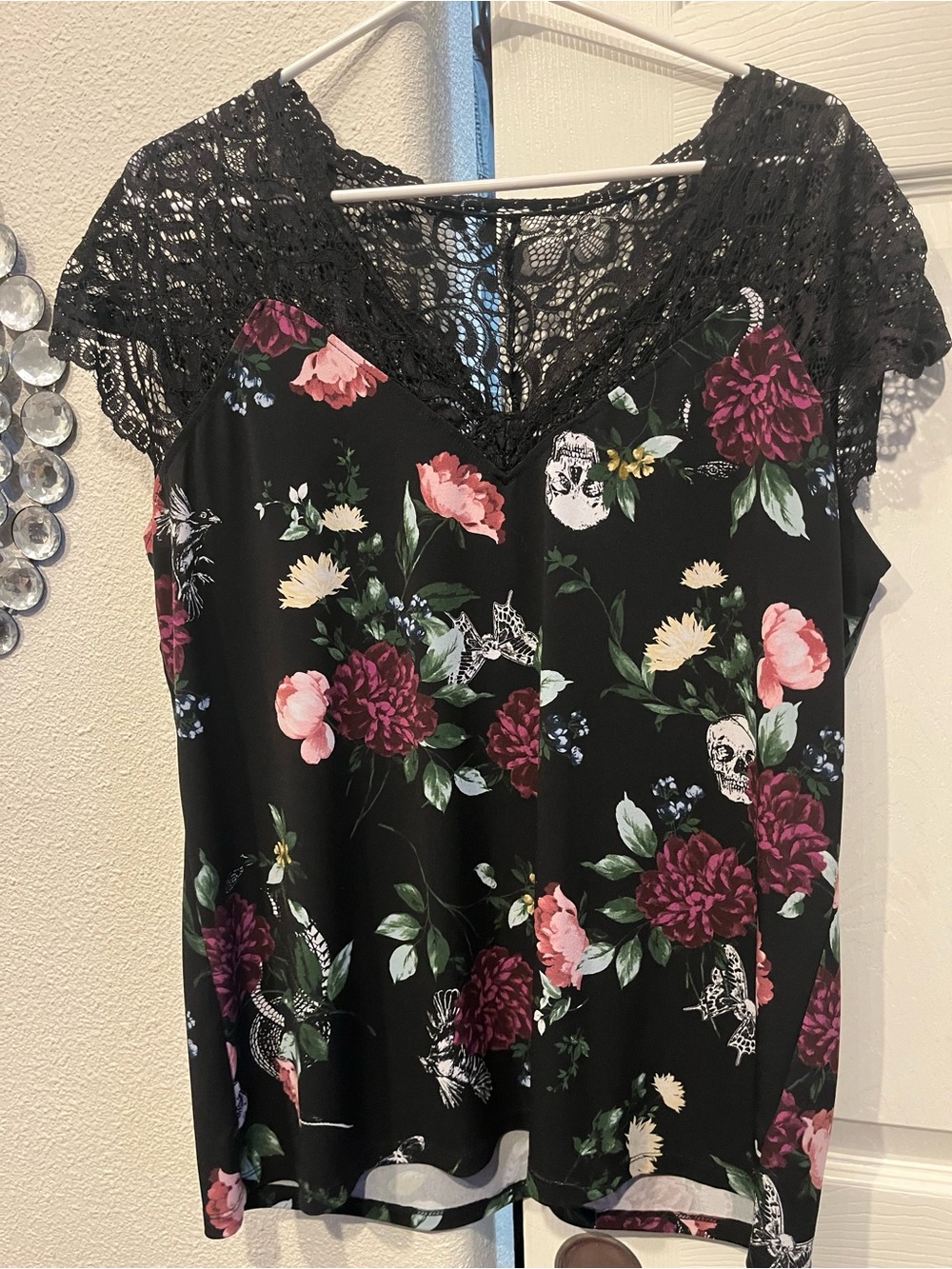 torrid Black Floral & Skull Lace-Trim Chemise Top